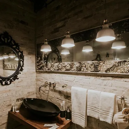 Nocleg ze śniadaniem Maison Paola Di Serio *