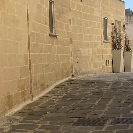 Nocleg ze śniadaniem Maison Paola Di Serio *